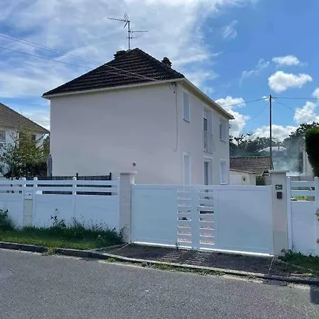 « L'hilo » 4 Personnes A 250 M De La *