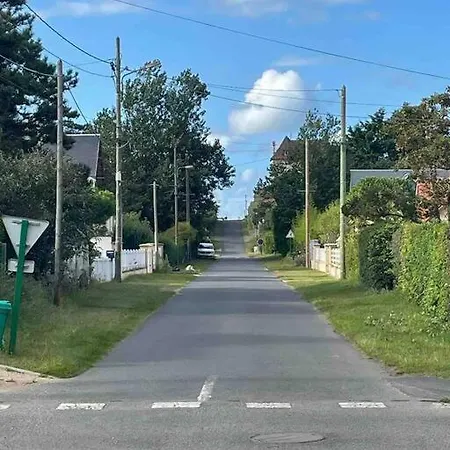 « L'hilo » 4 Personnes A 250 M De La Varaville