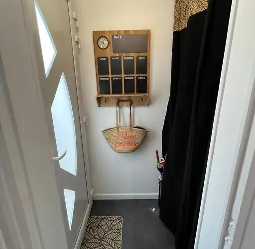 « L'hilo » 4 Personnes A 250 M De La *